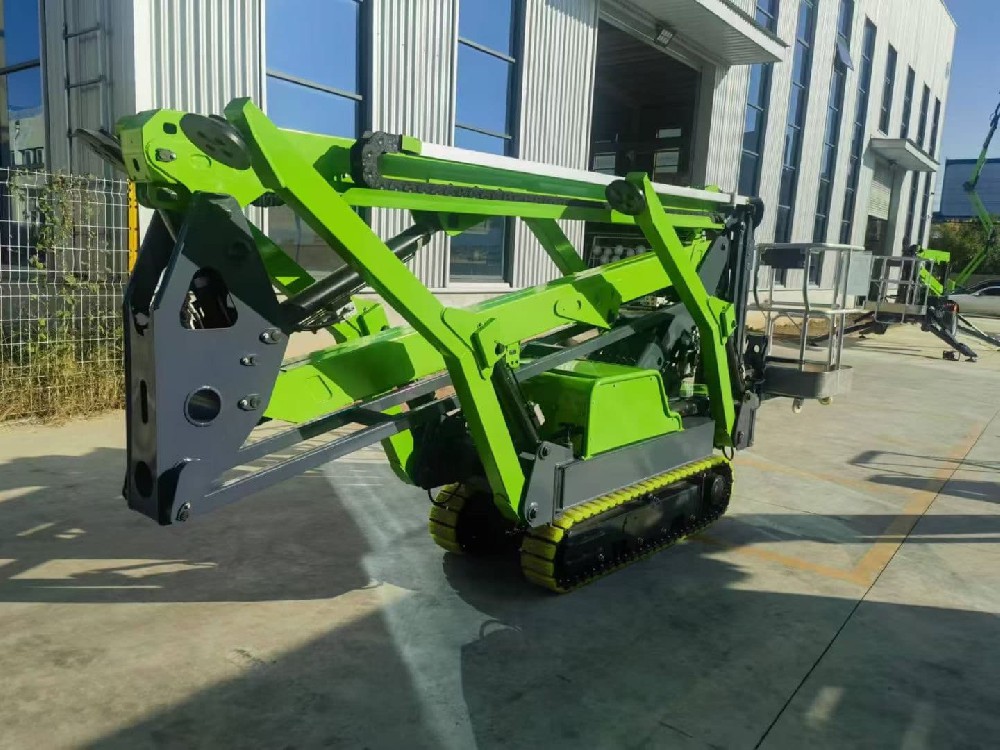 自行曲臂式升降機